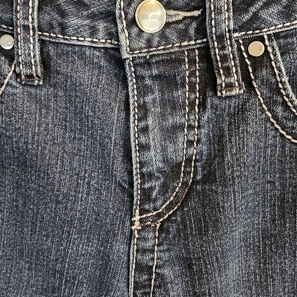 Jag Jeans Mid Rise Straight Leg Embroidered Back Pocket Jeans Size 4P - Picture 3 of 15